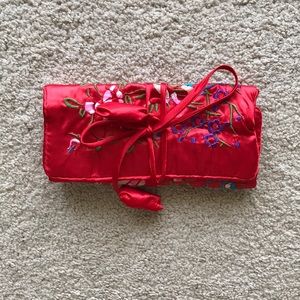 Red oriental clutch bag. Embroidered new